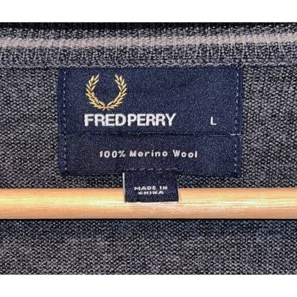 Fred Perry Classic V-Neck Sweater Graphite Marl 100% Merino Wool Size L - Picture 9 of 10